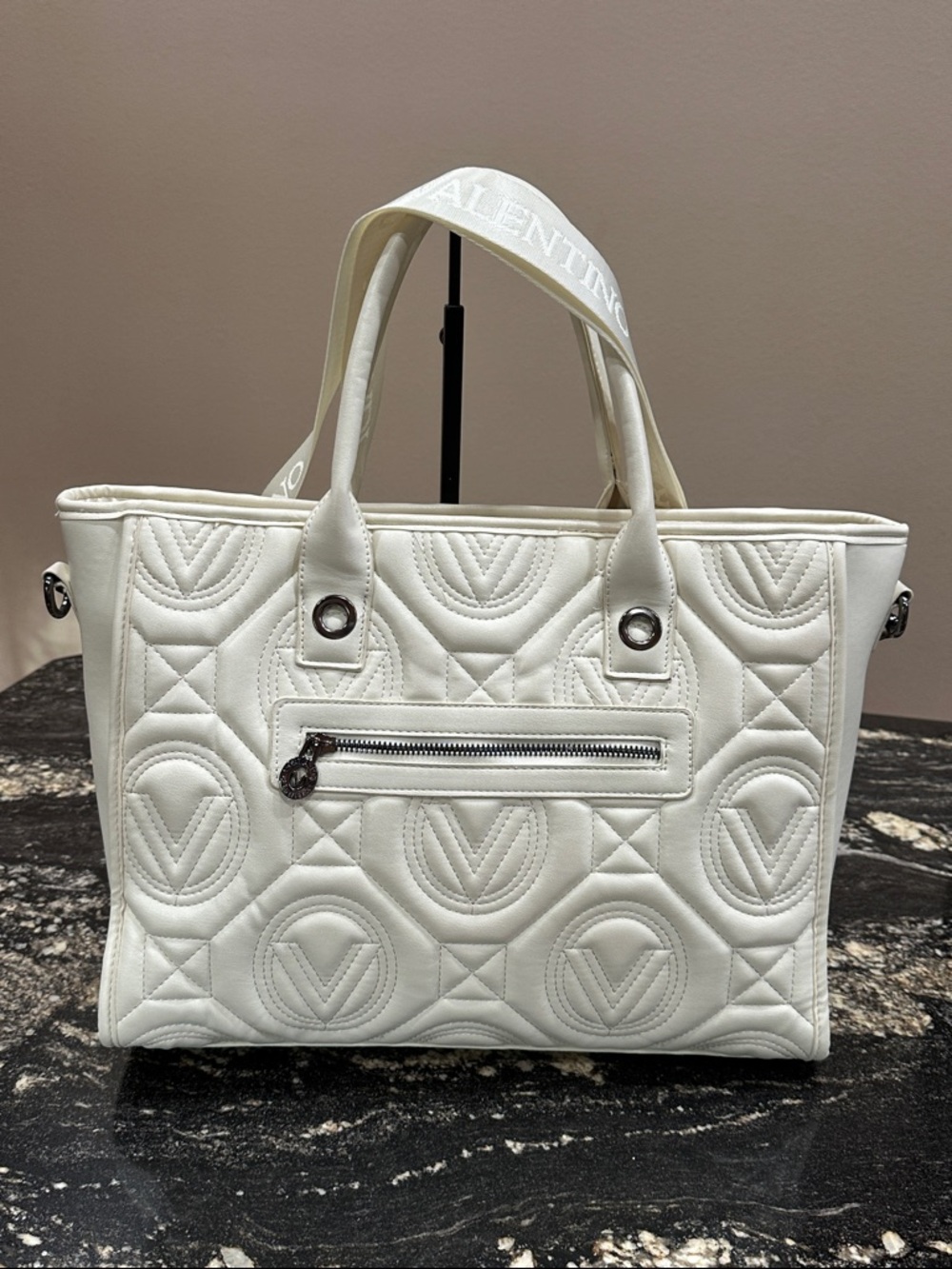 NWOT Valentino Orlandi Lg Quilted Tote - Picture 4 of 10